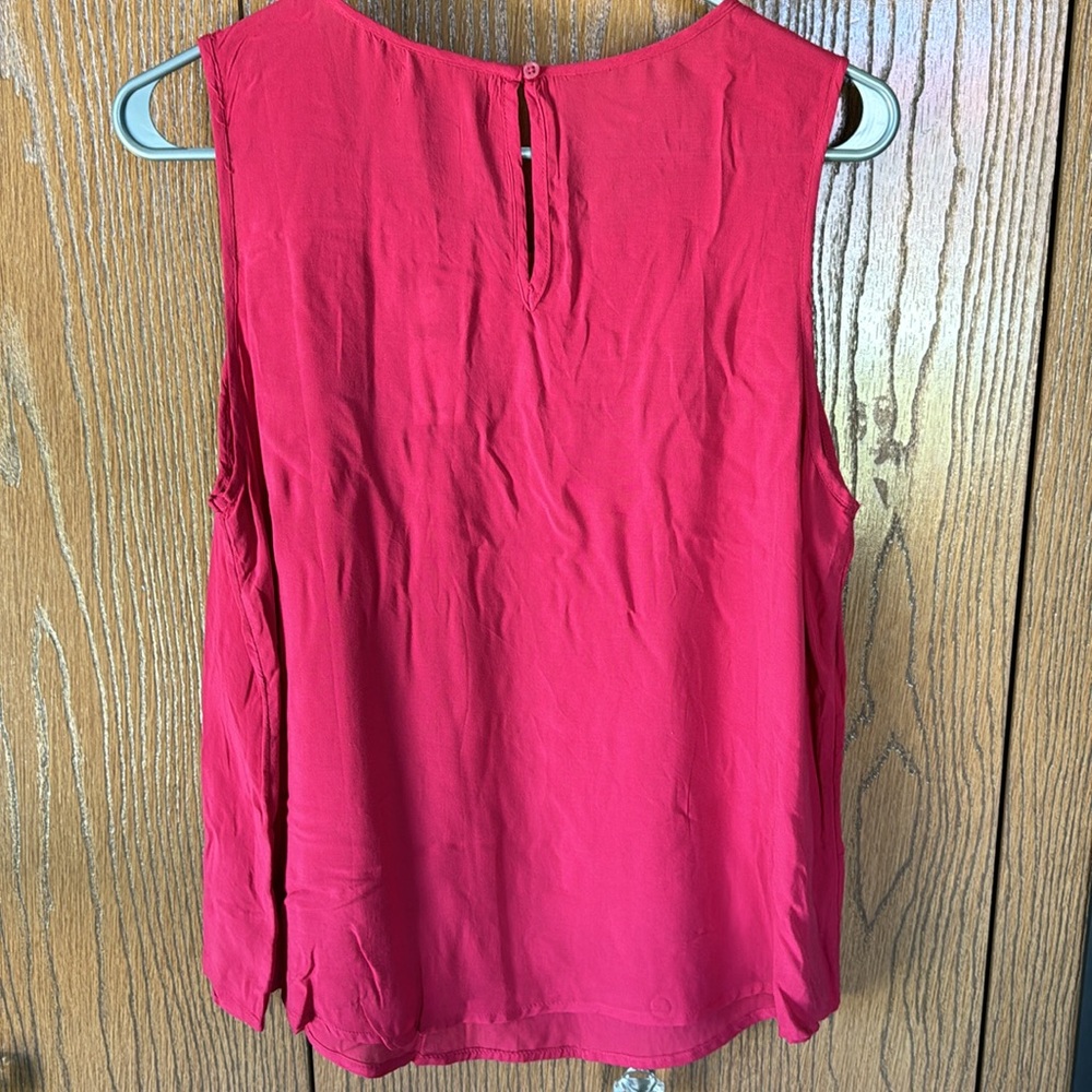 GAP Flowy Tank - Picture 2 of 3